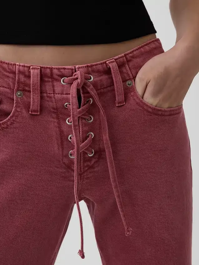 Slim straight-Jeans med lav midje og snøring i 90-tallsstil