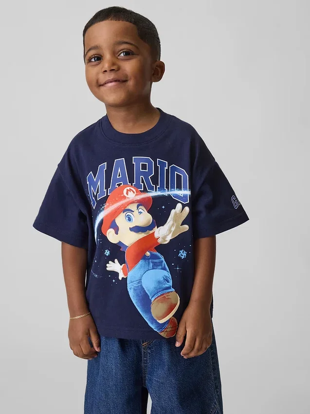 Småbarns T-skjorte med Super Mario-motiv i oversized-modell