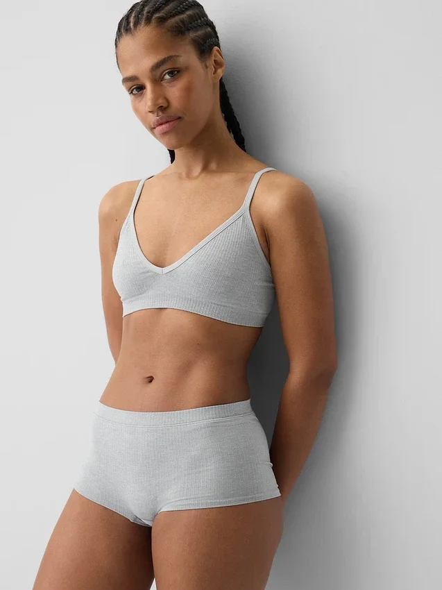 Sømløs, ribbet trekant-bralette