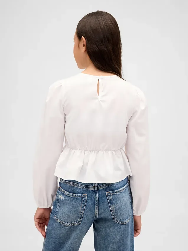 Smocket peplum-top for barn