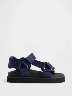 Sporty sandaler for småbarn