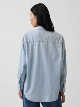 Stor denimskjorte