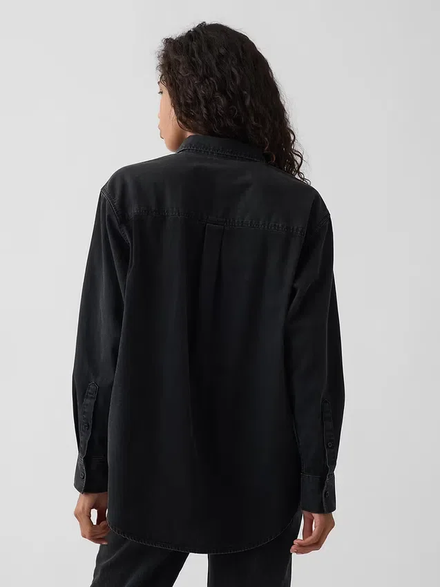 Stor denimskjorte