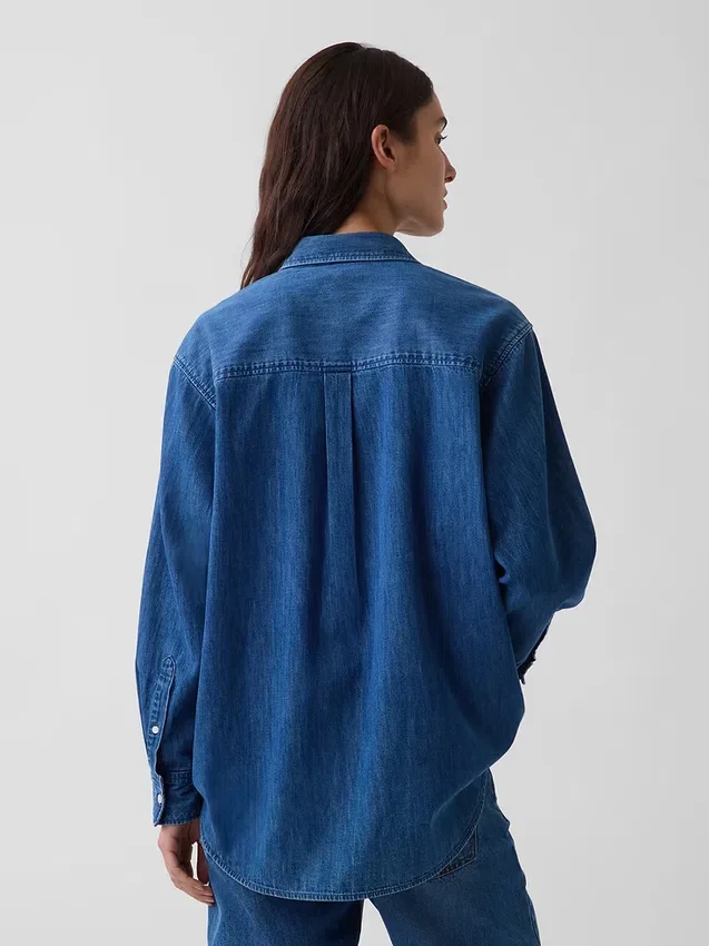 Stor denimskjorte
