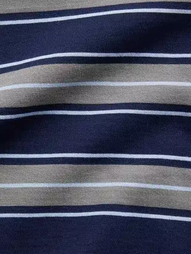 Strikket, oversized, kort T-skjorte