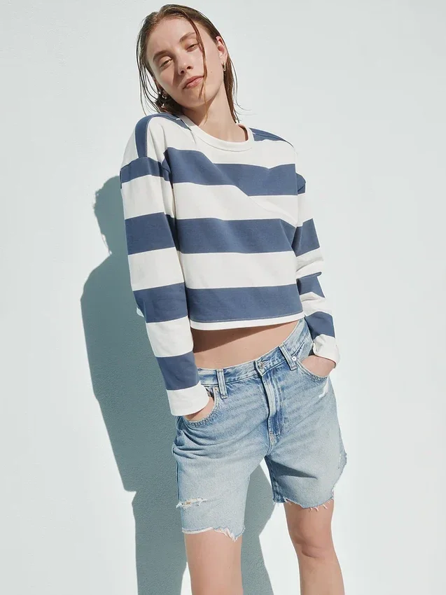 Strikket, oversized, kort T-skjorte
