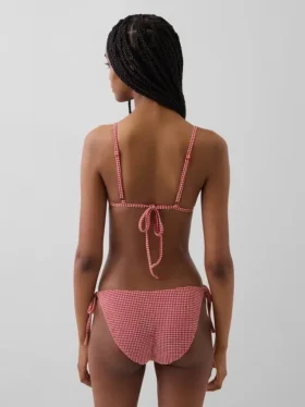 String-bikinibukse som består av to underdeler