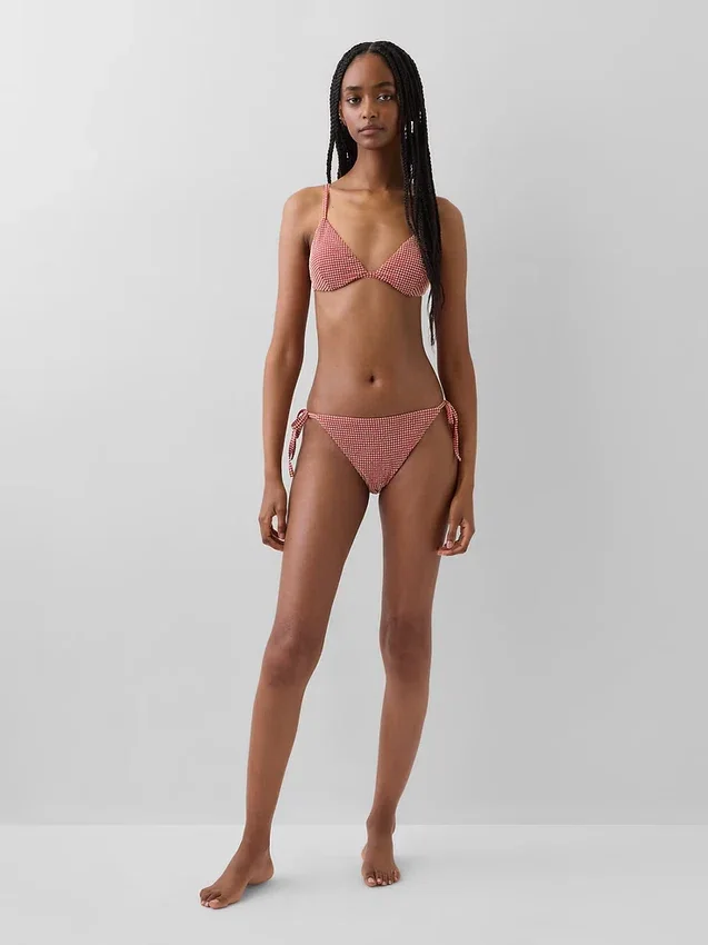 String-bikinibukse som består av to underdeler