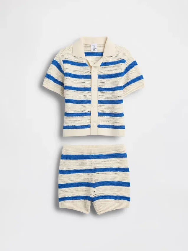 Stripet heklet antrekk til baby