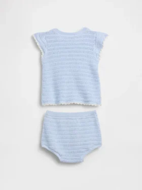 Stripet heklet antrekk til baby