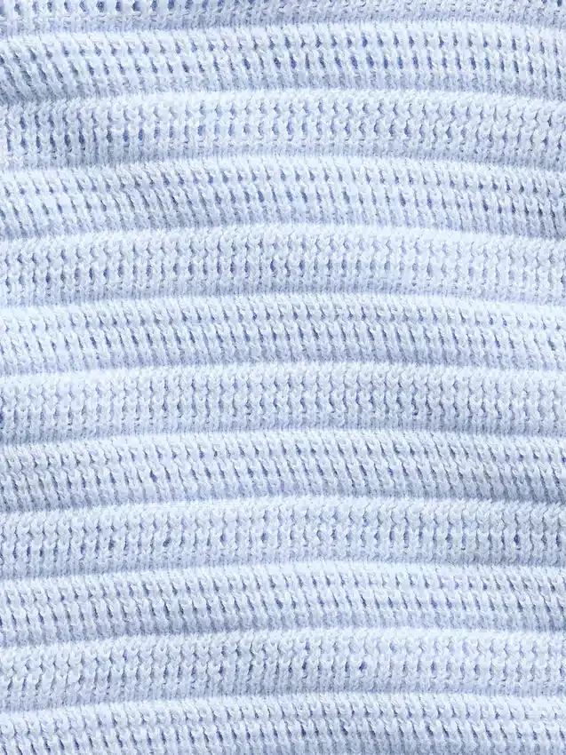 Stripet heklet antrekk til baby