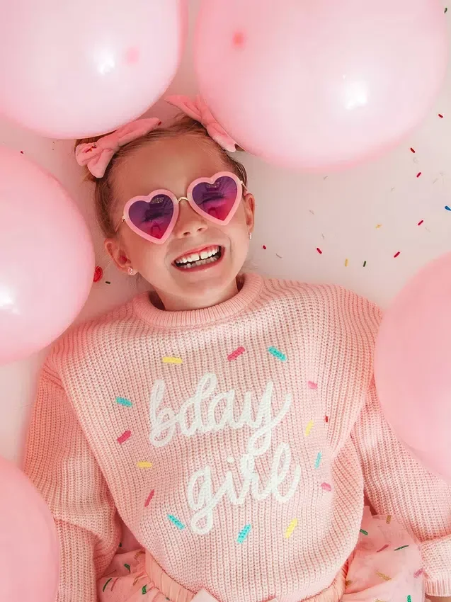 Sweet Wink Birthday Girl Sprinkle-strikkegenser