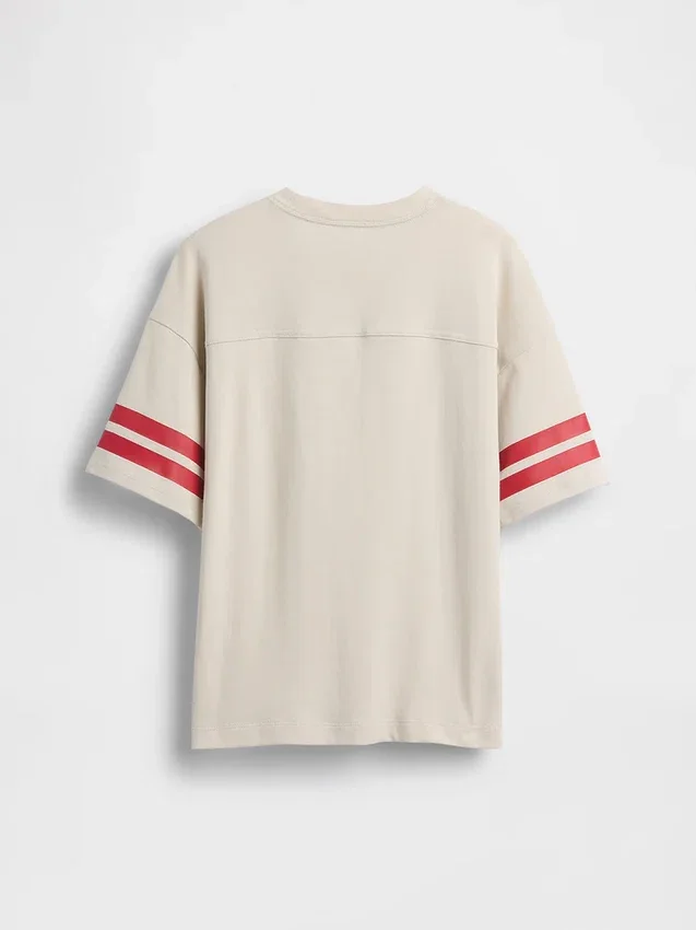 T-skjorte for barn i tykk bomullsjersey med oversized passform og logo på sømmen