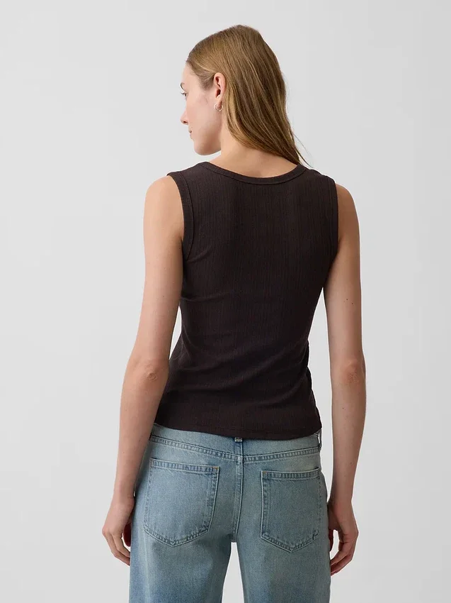 Tanktop med flerfarget ribbestrikking