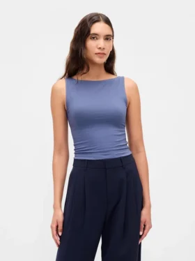 Tettsittende jersey-tanktop med båthals og kort snitt
