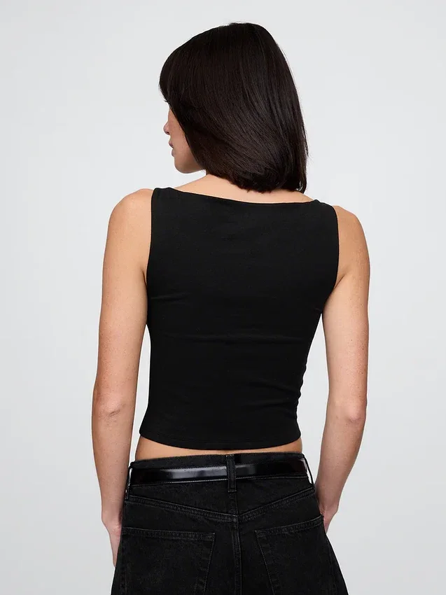 Tettsittende jersey-tanktop med båthals og kort snitt