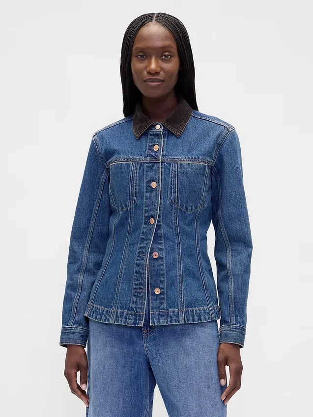 Tettsittende lang denimjakke