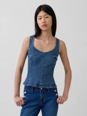 Tettsittende peplum-top i denim