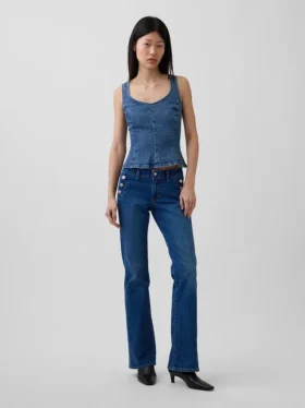 Tettsittende peplum-top i denim