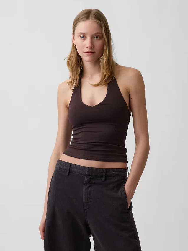 Tettstrikket halterneck-kort topp