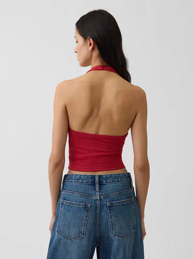Tettstrikket halterneck-kort topp