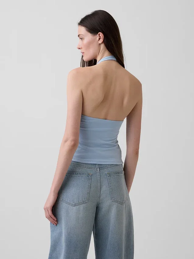 Tettstrikket halterneck-kort topp