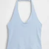 Tettstrikket halterneck-kort topp