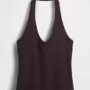 Tettstrikket halterneck-kort topp