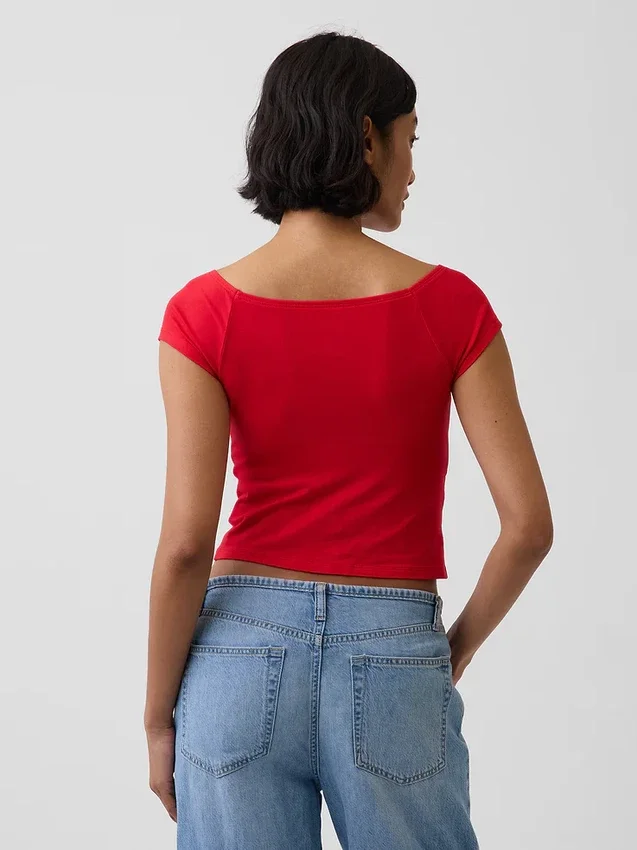 Tettstrikket jersey-T-skjorte med avdekkede skuldre og kort snitt