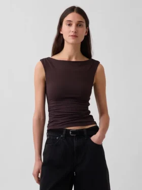 Tettstrikket jersey-top med rynker