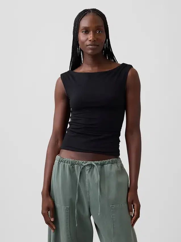 Tettstrikket jersey-top med rynker