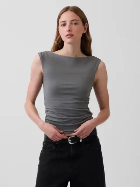 Tettstrikket jersey-top med rynker