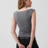 Tettstrikket jersey-top med rynker