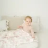 The Gilded Bird Spring Toile-babytæppe i bambus