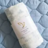The Gilded Bird Spring Toile-babytæppe i bambus