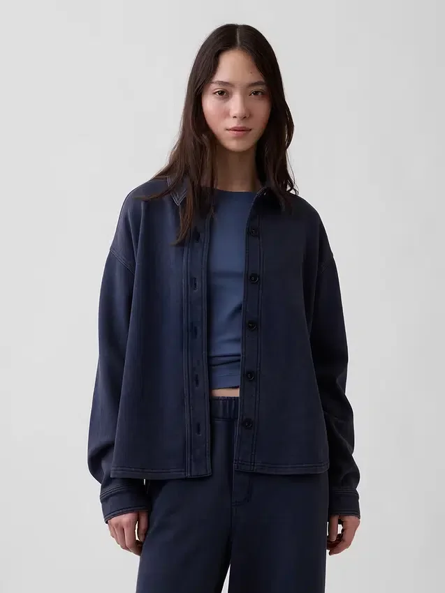 Tung French Terry-skjorte i oversized-passform med knapper foran