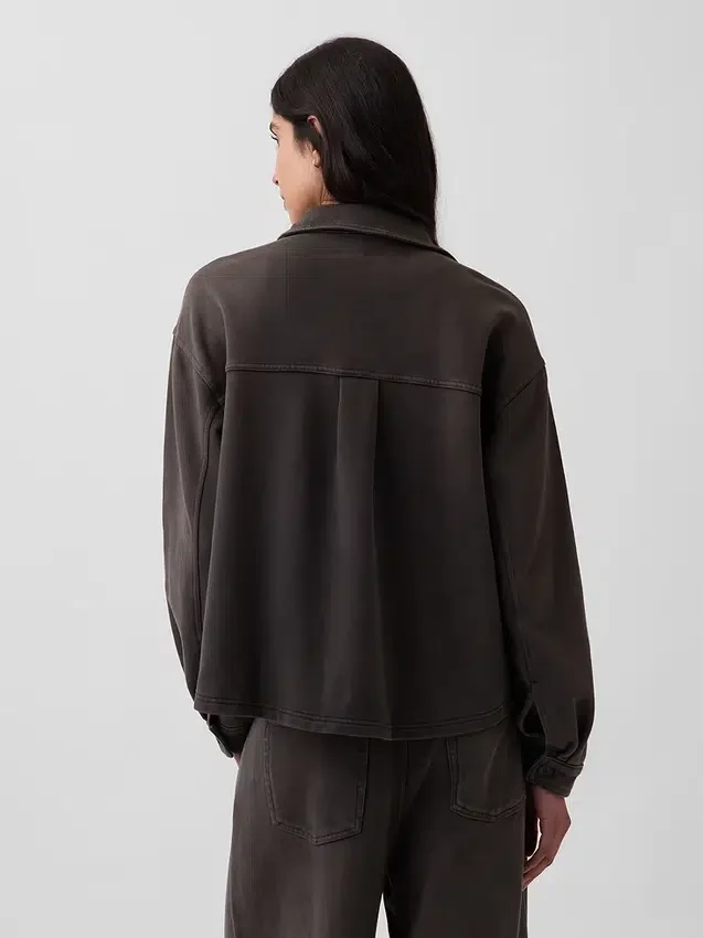 Tung French Terry-skjorte i oversized-passform med knapper foran