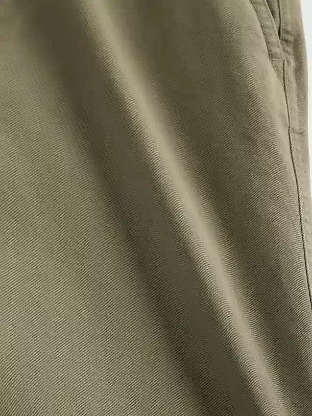 Tung twill-kaki i 90-tallsstil med løs passform