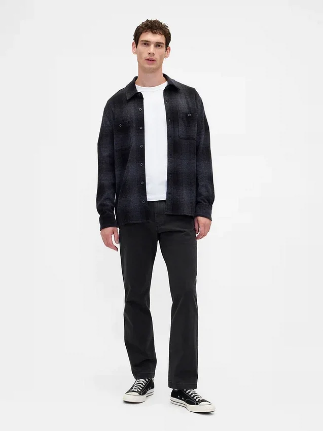 Tung twill-kaki med avslappet, rett passform