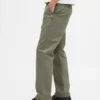Tung twill-kaki med avslappet, rett passform