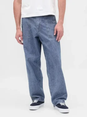 Tunge, baggy jeans i chambray