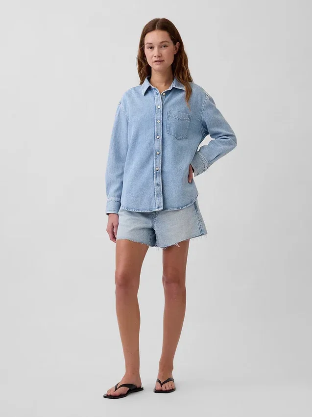 Ultramyk denimskjorte i oversized-modell
