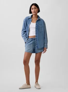 Ultramyk denimskjorte i oversized-modell