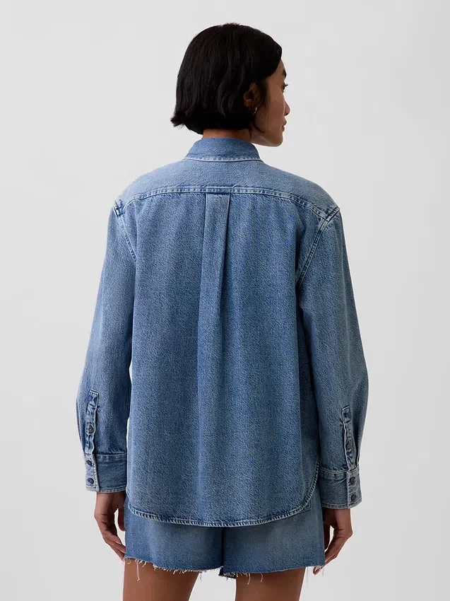 Ultramyk denimskjorte i oversized-modell