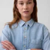 Ultramyk denimskjorte i oversized-modell