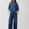 Ultramyk denimskjorte i oversized passform med rynkede ermer