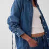 Ultramyk denimskjorte i oversized passform med rynkede ermer