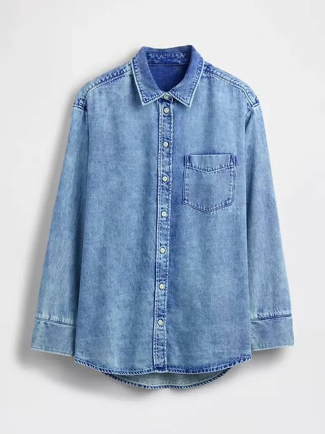 Ultramyk denimskjorte i oversized passform med rynkede ermer