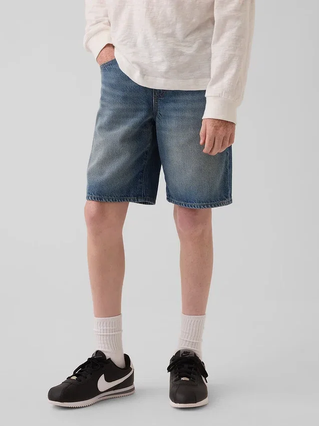 Ultramyke, løstsittende «90-talls»-jeansshorts for barn