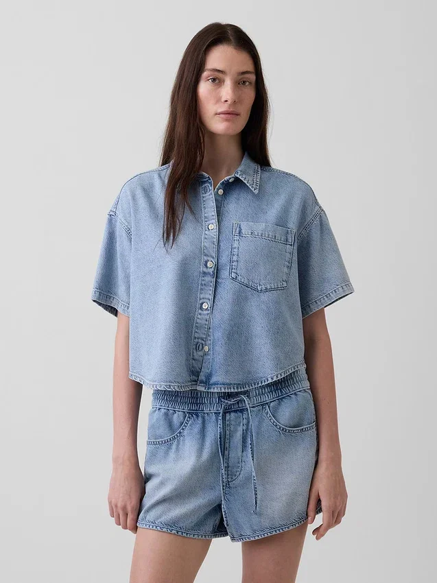 Ultramykt denim-campskjorte i oversized-modell
